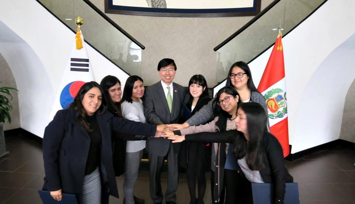 Peruanos en Corea del Sur