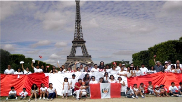 Peruanos en Paris