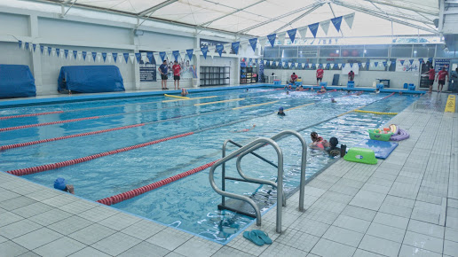 mejores-academias-de-natacion-en-lima