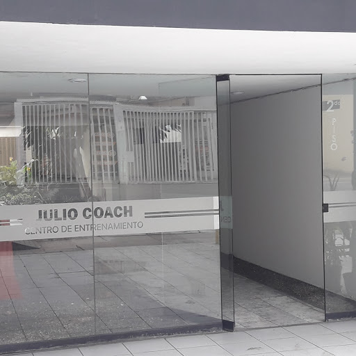 JULIO COACH