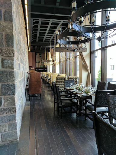 Pirqa Restaurant