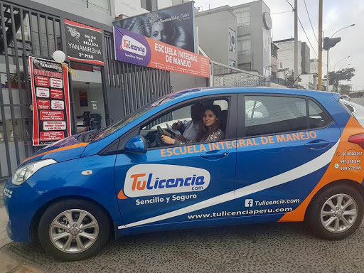 Escuela de manejo Tu Licencia.com sede Cercado