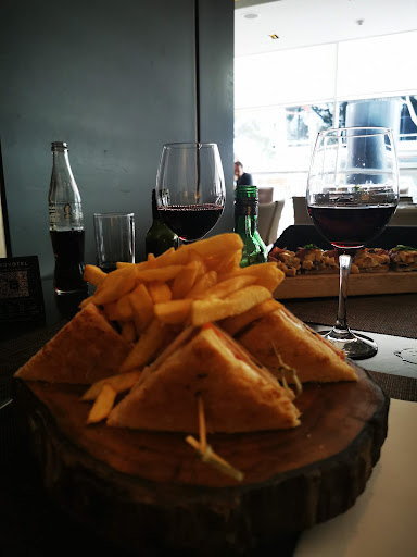 Restaurante y Bar 365