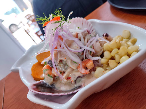 Quinto Arrecife Cevicheria - Restaurante