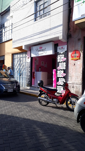 Princesas SALON STUDIO DE UÑAS