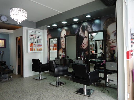 BLEND SALON by Lizbeth Chirinos