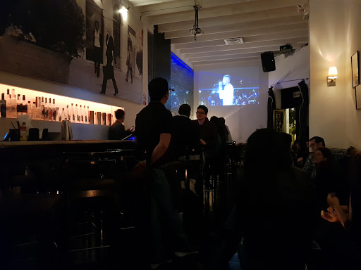 O BAR