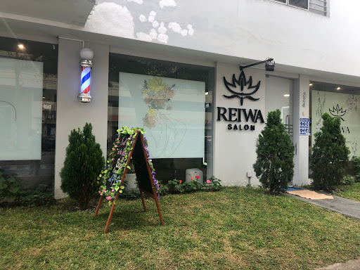 REIWA Salón